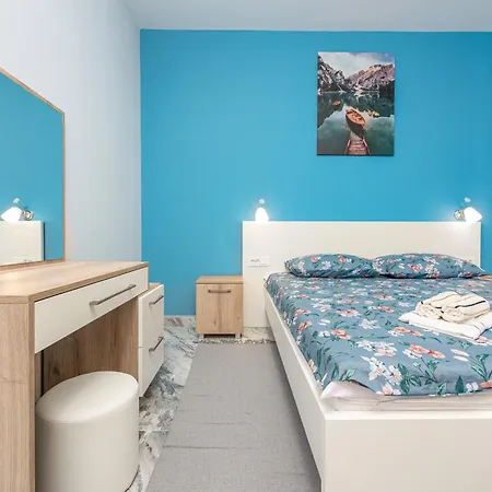 Iris Apartman Zára