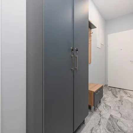 Iris Apartman