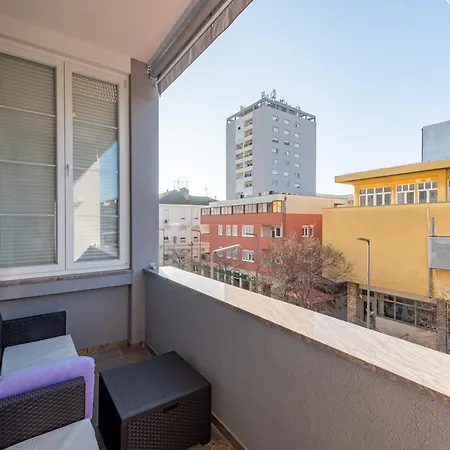 Iris Apartman Zára