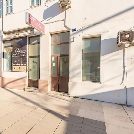 Iris Apartamento Zadar